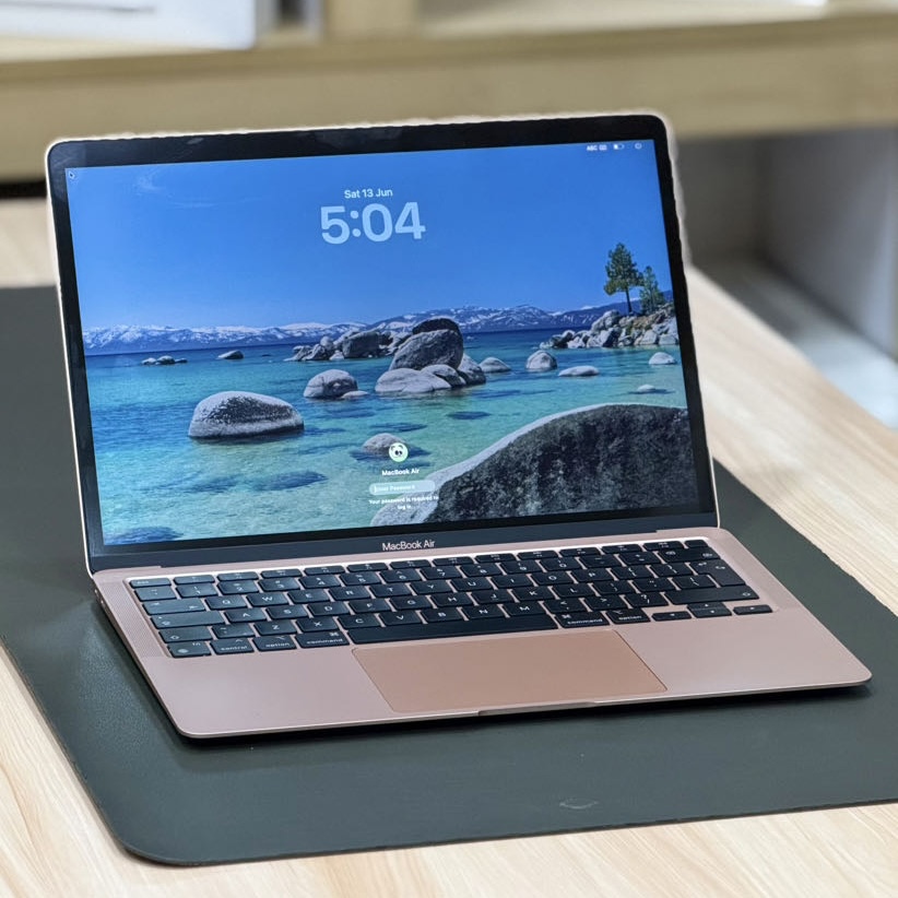 MacBook Air 13.3" M1 photo 2