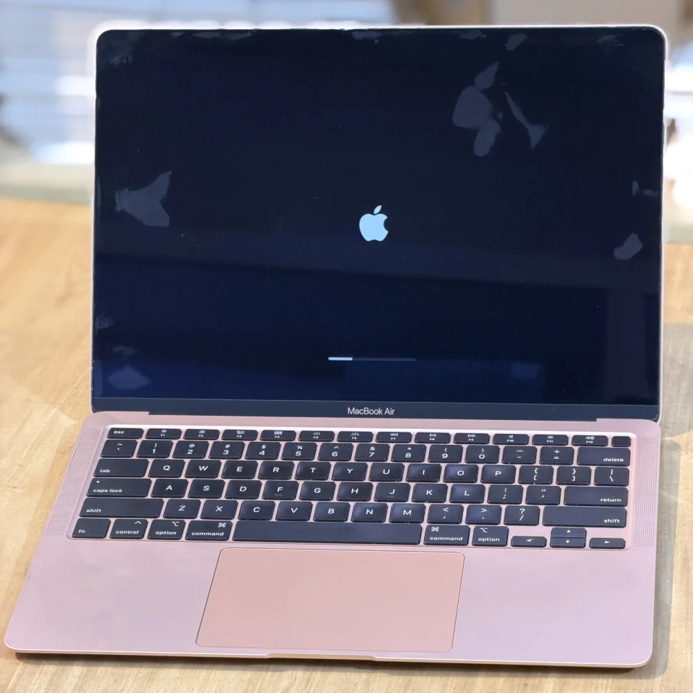MacBook Air 13.3" photo 2